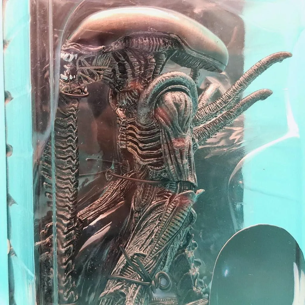 7" Scale Action Figures - Warrior Alien