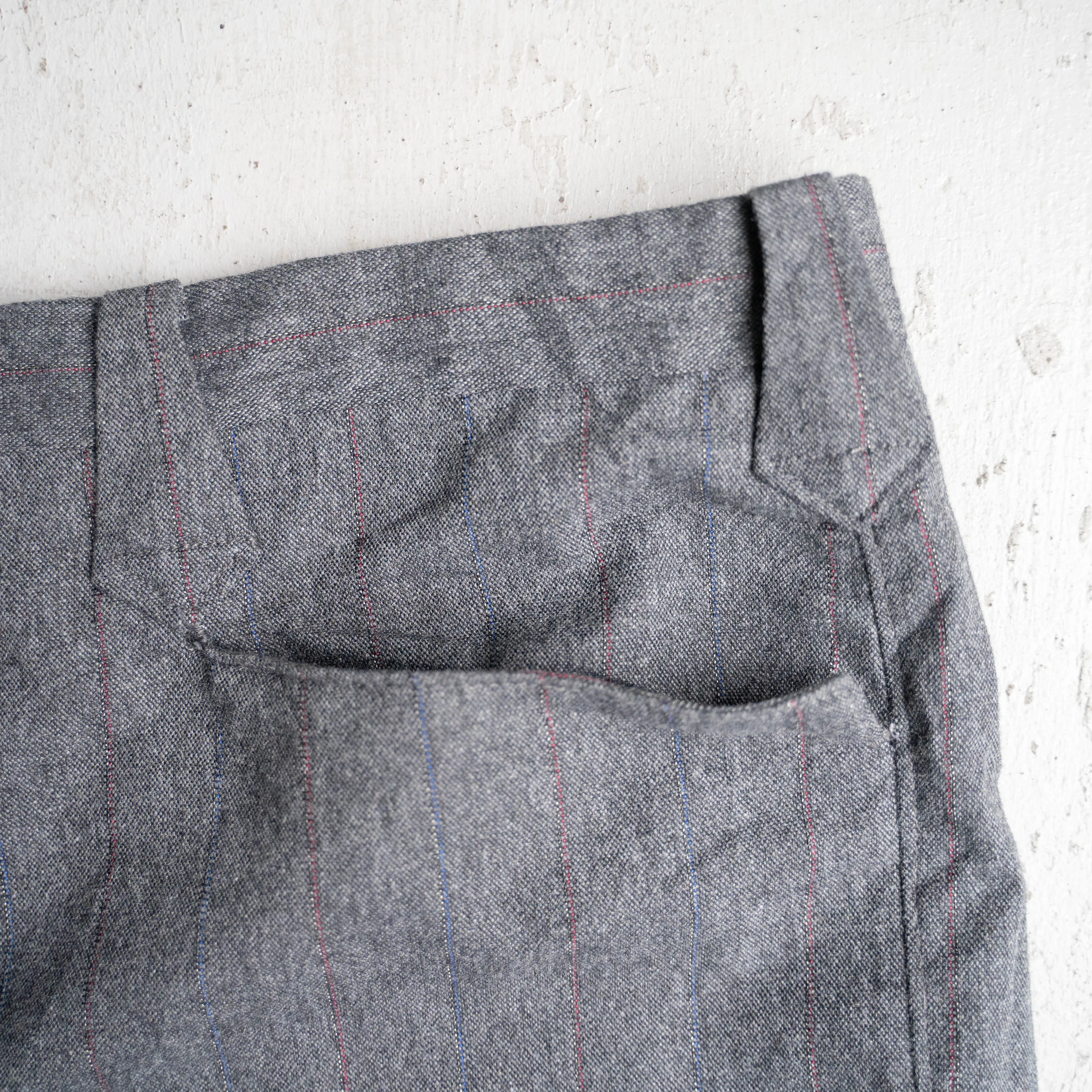 around 1970s gray color striped flare western slacks