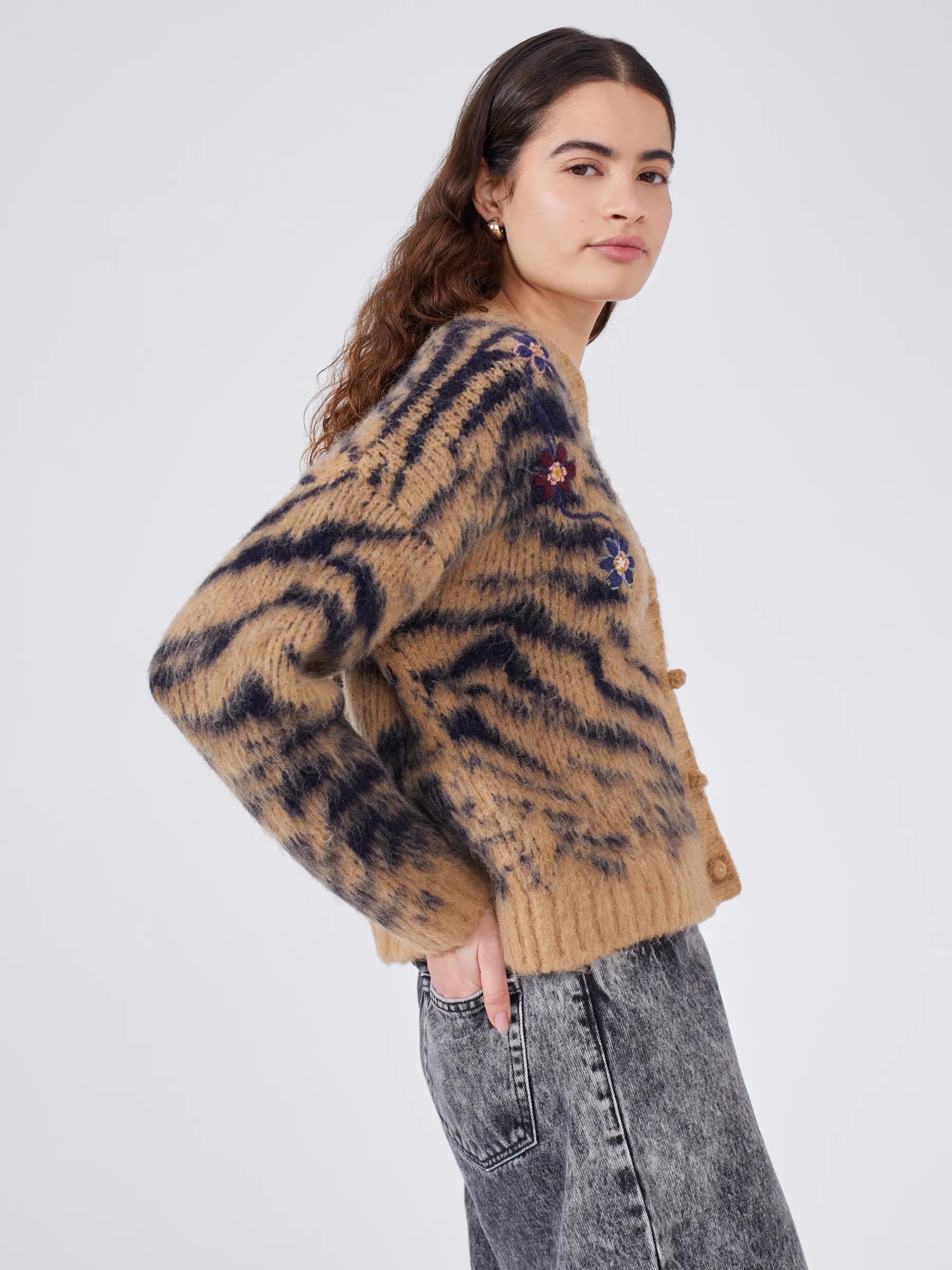 Big Meow Alpaca Jacquard Cardigan Camel/Navy