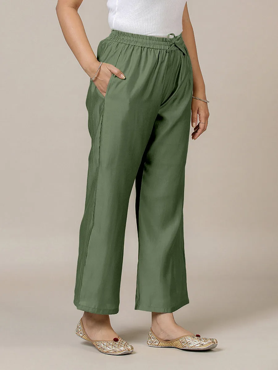 Fiza x Rozaana | Straight Pant in Hunter Green