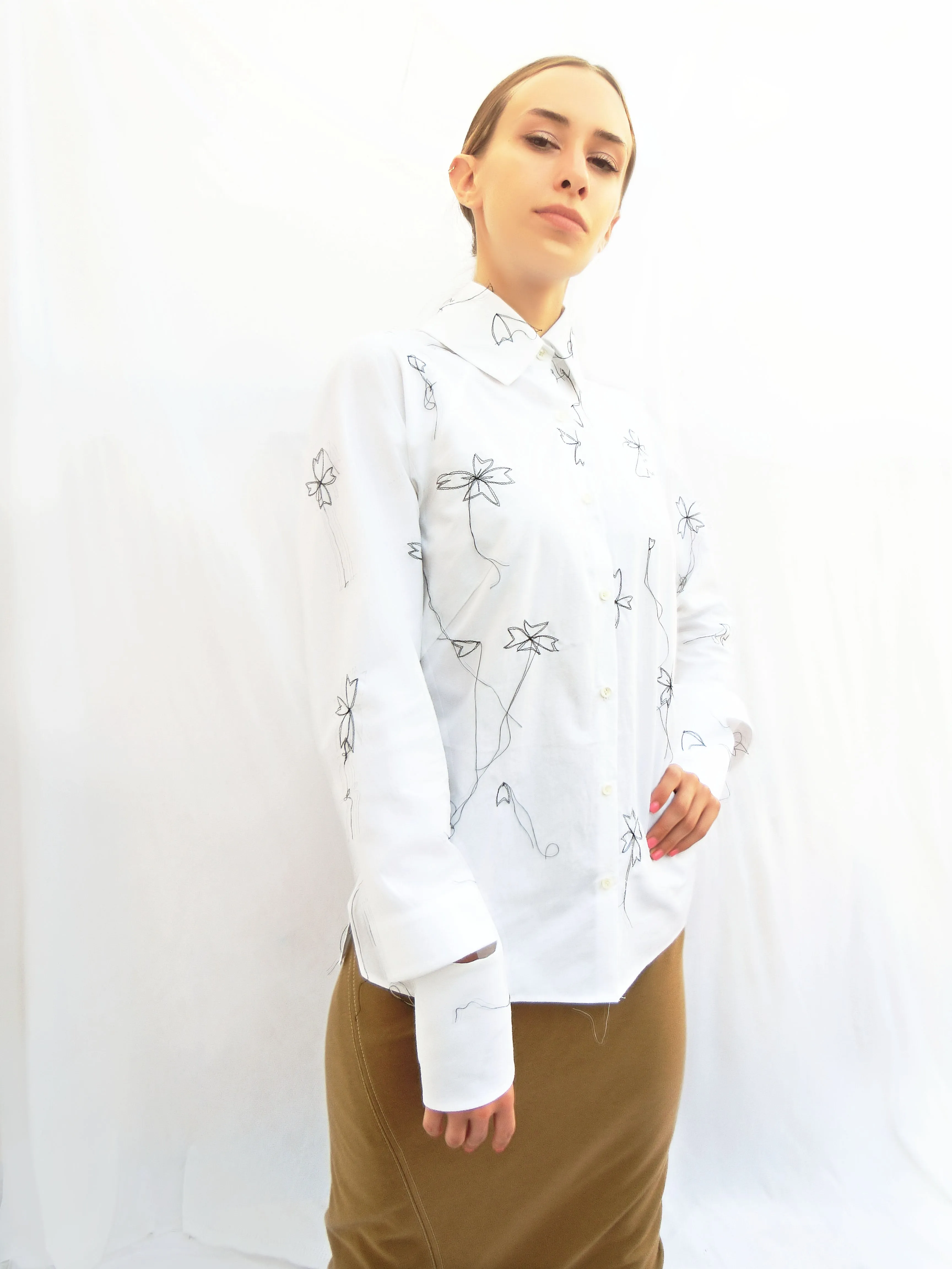 High Collar Dogwood Stitching Embroidered Shirt/ White/ 100% Cotton