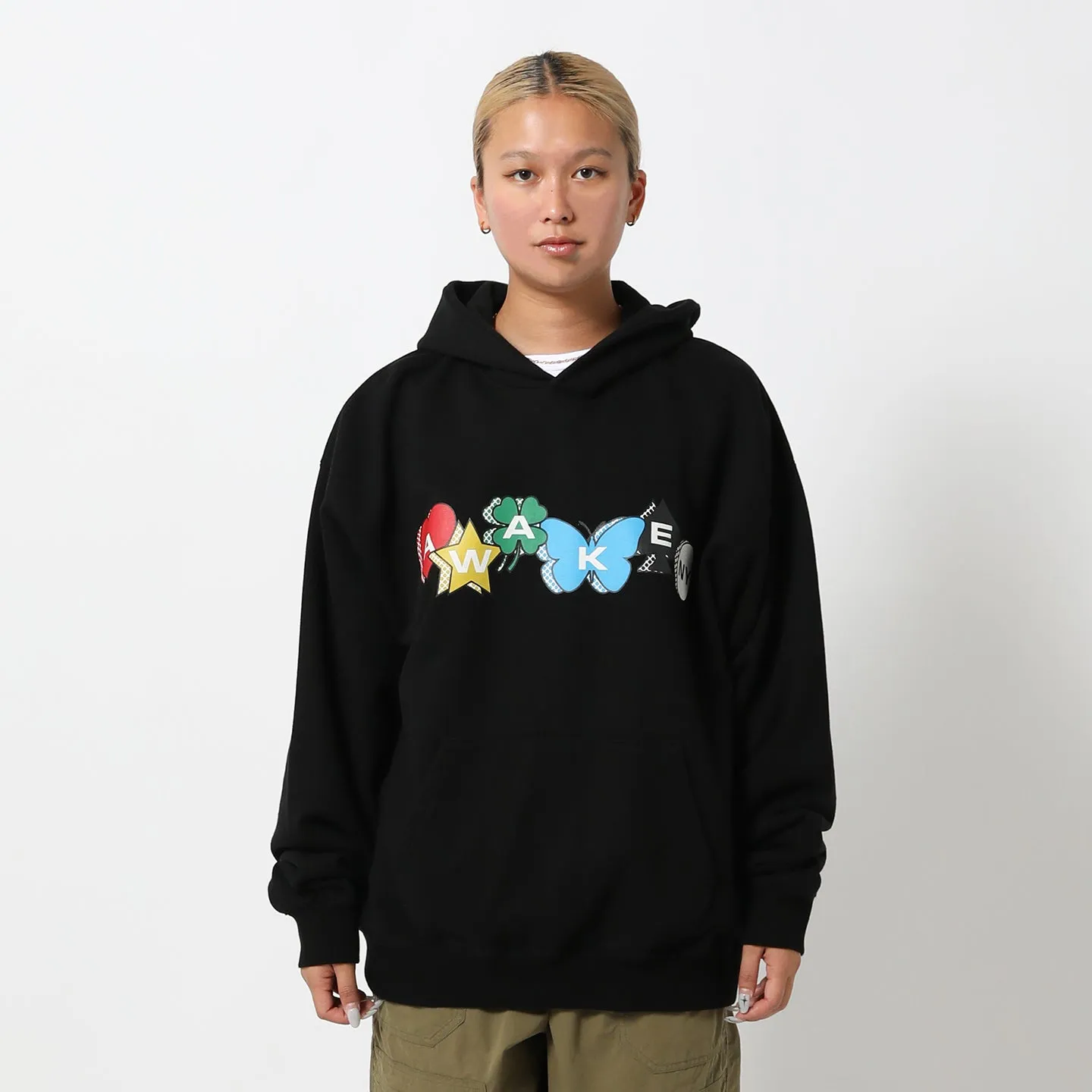 PRINTED CHARM LOGO HOODIE