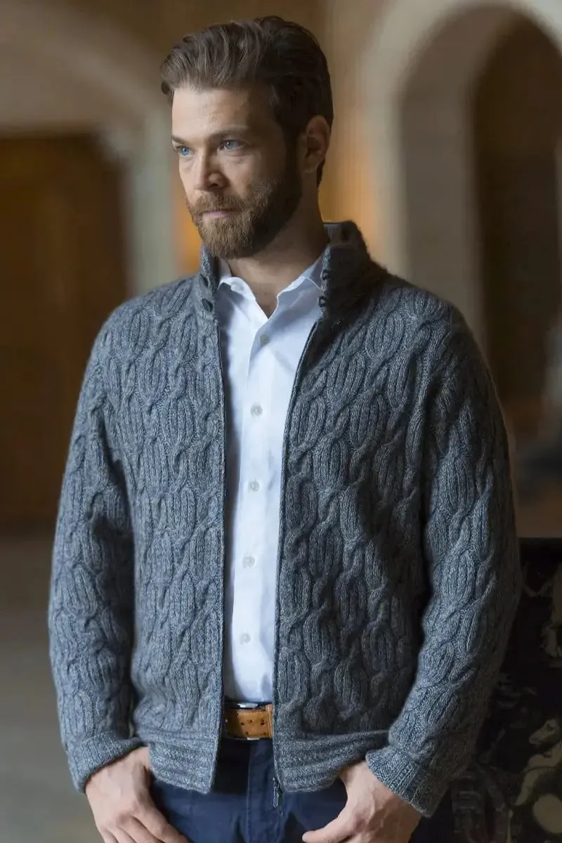 Robert Man Cardigan, Qiviuk, Merino & Silk