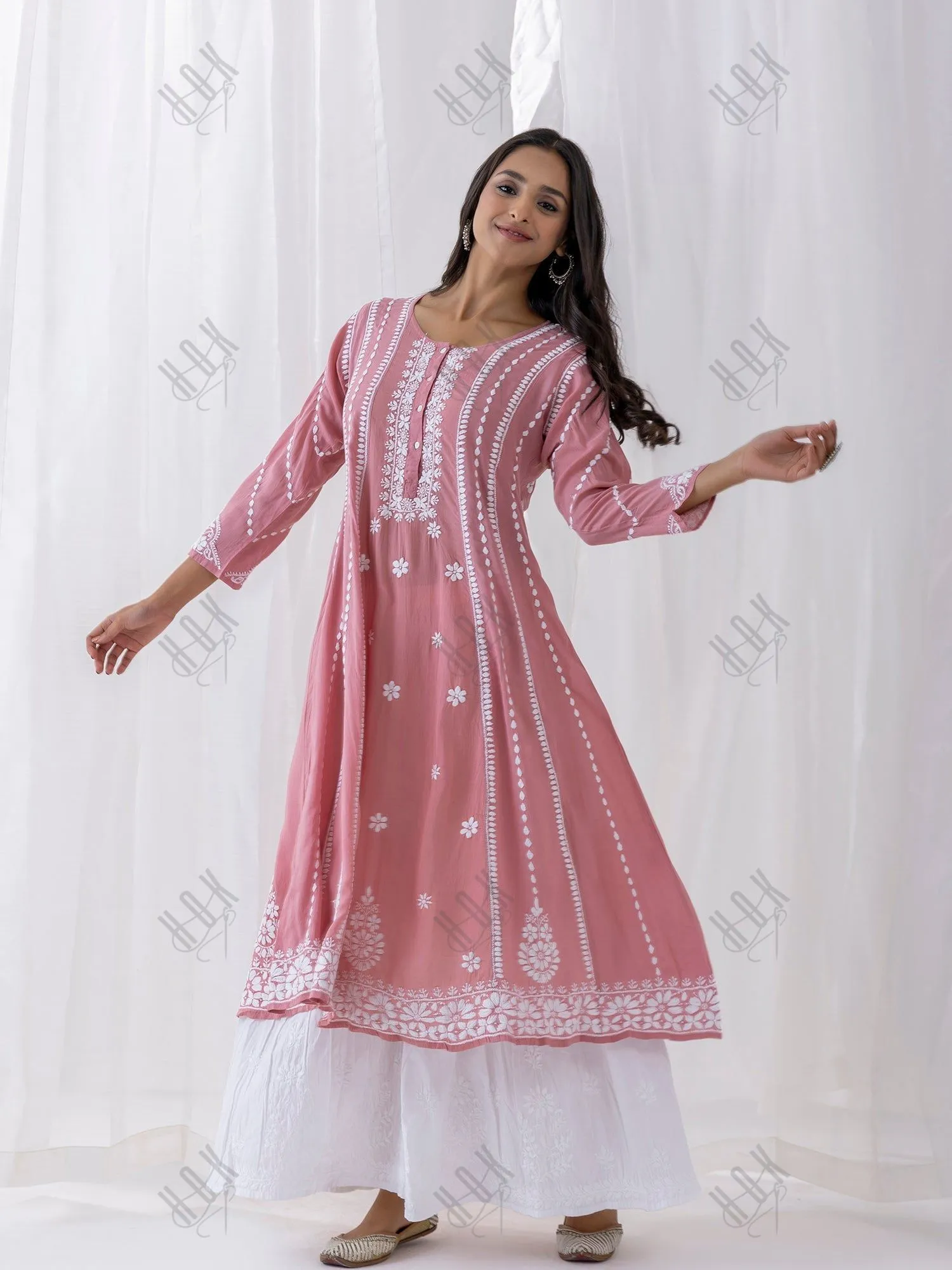 Shivani in Fizaa Pink Modal Chikankari Kurta