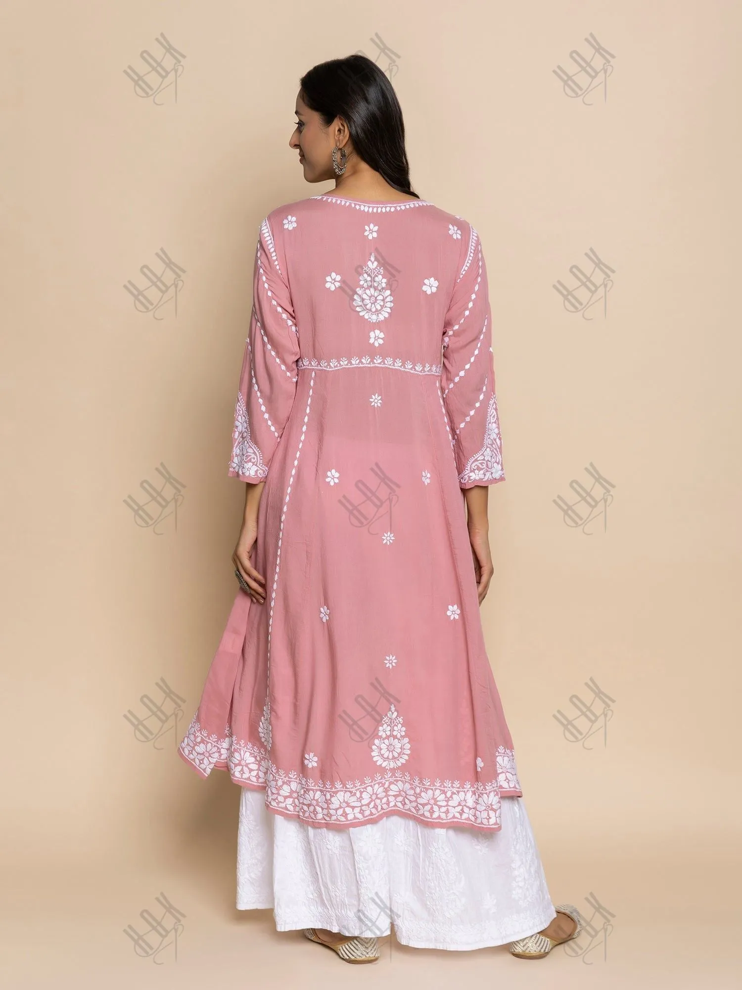 Shivani in Fizaa Pink Modal Chikankari Kurta