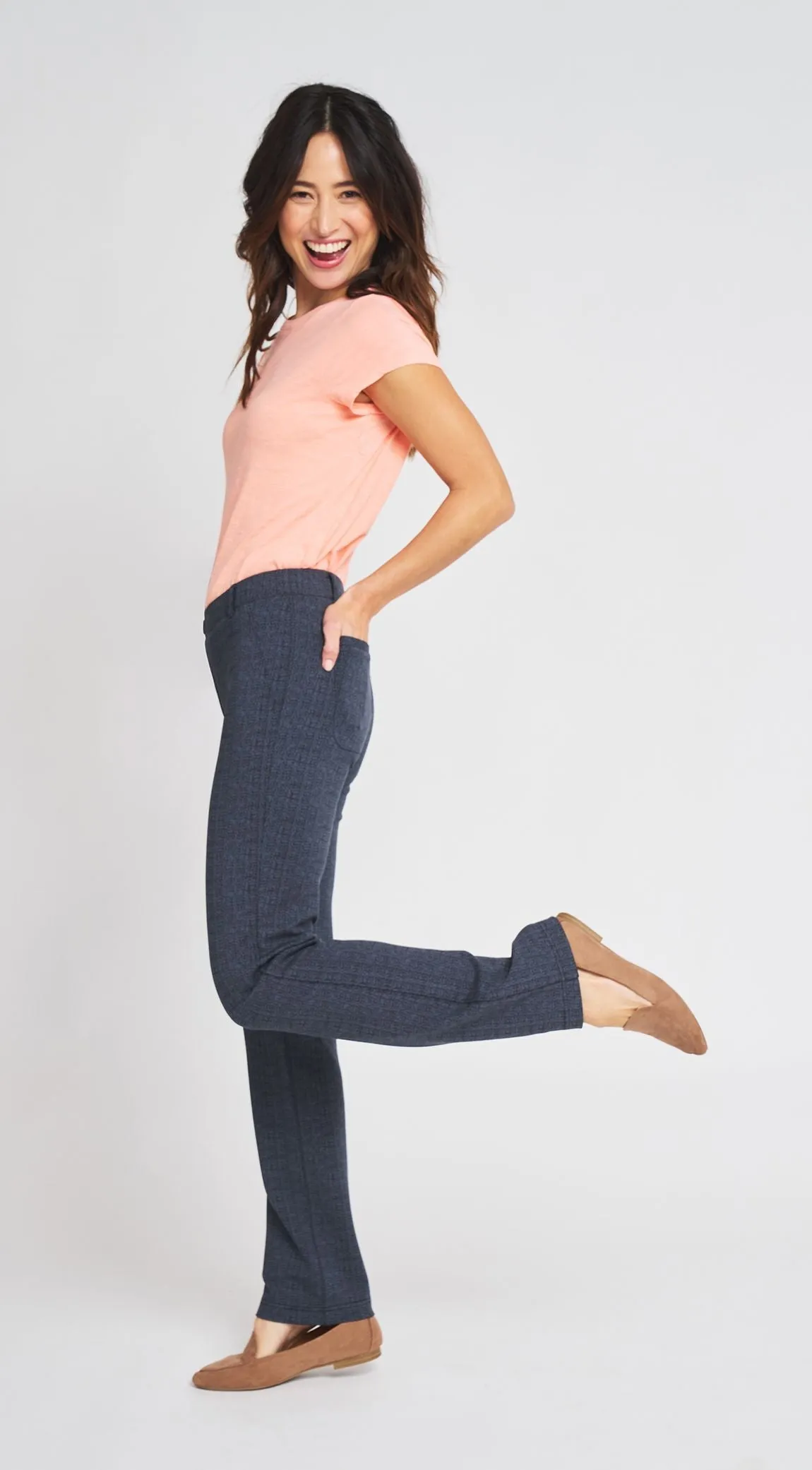 Straight-Leg | Two-Pocket Dress Pant Yoga Pants (Marine Lynen)