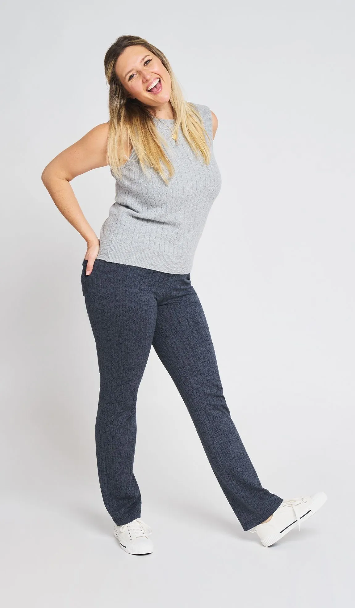 Straight-Leg | Two-Pocket Dress Pant Yoga Pants (Marine Lynen)